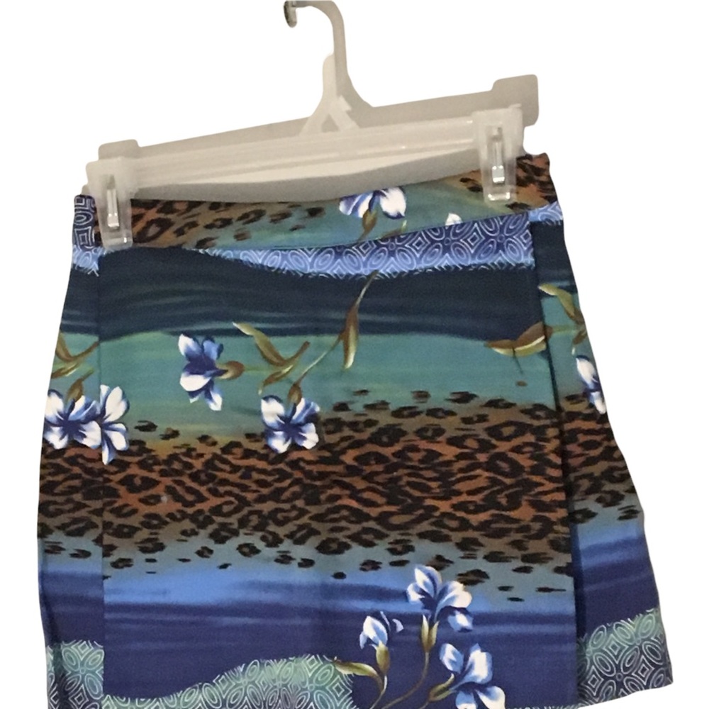 BOSTON PROPER Size 4 Tropical Print Skort